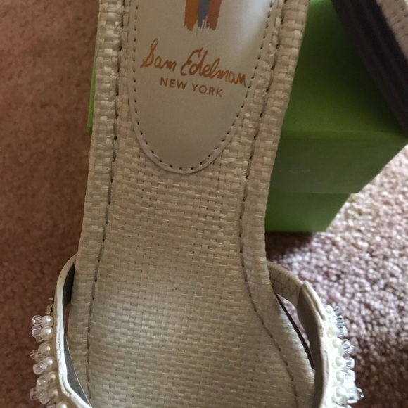 Sam Edelman beautiful flats with bead and pearls - Picture 3 of 15